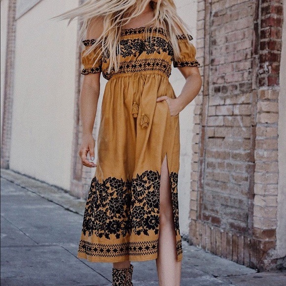 Spell Venus Off the Shoulder Dress - Picture 5 of 7